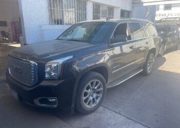 Familia residente de EU fue despojada de camioneta en Las Brisa, Guasave