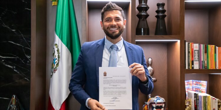 Juan de Dios Gámez toma protesta a nuevos directores del MIA y Parque Culiacán