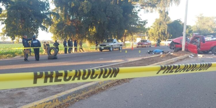 Un muerto y un herido deja choque de alcance en Yebavito, Navolato
