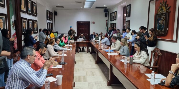 Cabildo recula y otorga un 20% de descuento al predial comercial