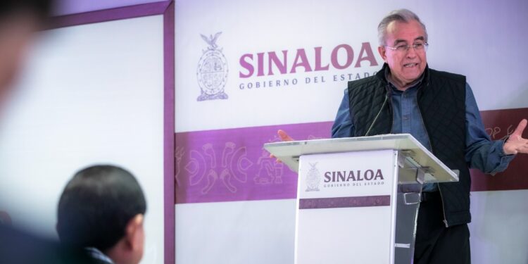 Asegura Rocha Moya que los créditos para agricultores están garantizados