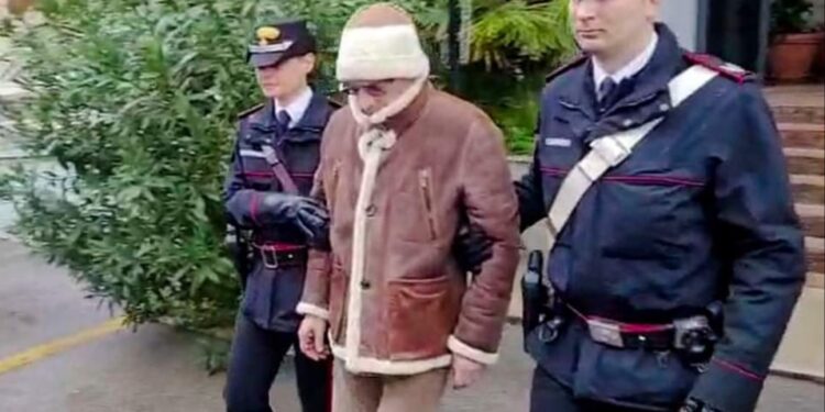 Capturan en Palermo a Matteo Messina, el capo de la mafia más buscado en Italia