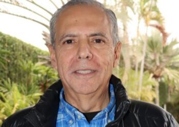 Alcalde da negativo a covid y confirma su asistencia a juego de béisbol