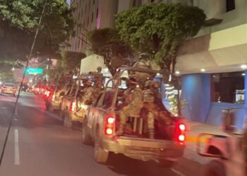 Mil 500 elementos del Ejército recorren las calles de Culiacán