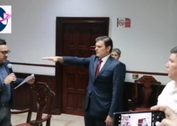 José Ernesto Peñuelas Castellanos rinde protesta como secretario del Ayuntamiento de Culiacán