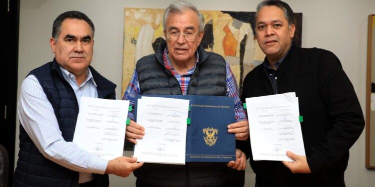 Firma Gobernador Rocha convenio de apoyo financiero 2023 con la UAS