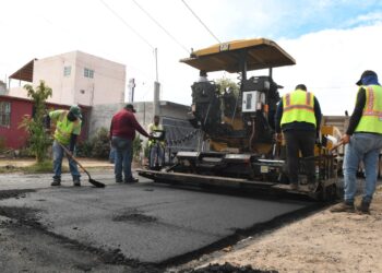 Obras de mantenimiento vial avanzan en toda la ciudad