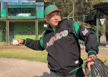 ¿AMLO en Sinaloa? Rocha lo invitará  a la final entre Cañeros y Algodoneros