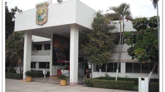 “No está bien el aumento del sueldo”: Rocha a regidores de Guasave