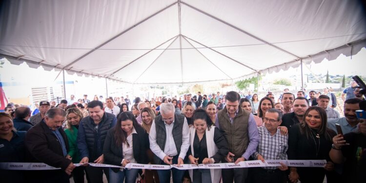 Gobierno Estado y Ayuntamiento pavimentan cinco calles más en Culiacán