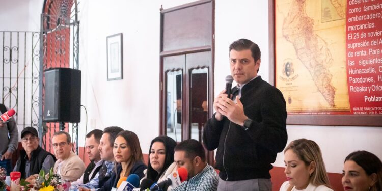 Acuden miles de visitantes a festejar el Día de la Candelaria en la sindicatura de Quilá