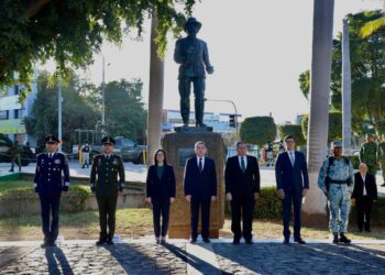 Autoridades conmemoran el 106 aniversario de la promulgación de la Constitución Política de 1917