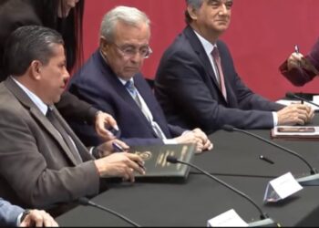 Rocha firma convenio para destinar recursos a seguridad pública