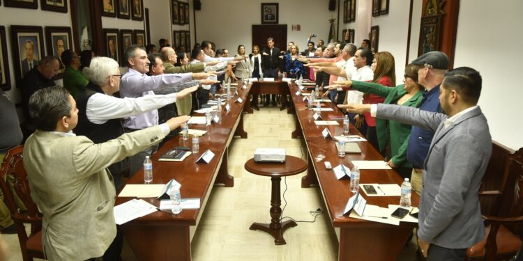 Rinde protesta el Comité Municipal para la Prevención de Accidentes