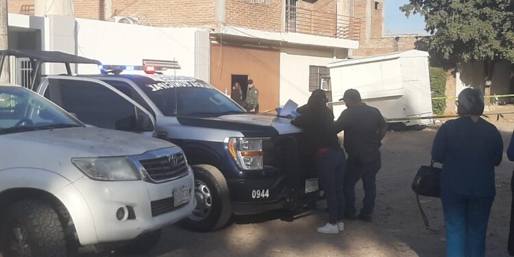 Asesinan a golpes a vendedor de quesos en su propia casa