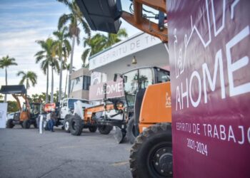 Ayuntamiento de Ahome realiza inversión histórica en equipamiento para Obras Públicas
