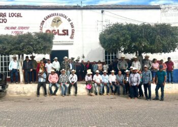 Protesta de ganaderos de San Ignacio continúa en la asociación; urge Planilla Roja nueva convocatoria