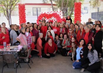 ¡Viva el amor sin violencia!