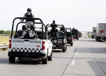 Enfrentamiento por “La Costera” entre robacarros y la Guardia Nacional deja dos uniformados heridos