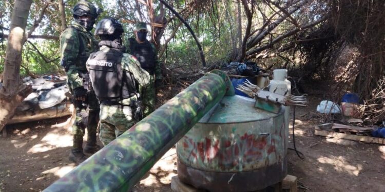 Ejército decomisa en Culiacán el narcolaboratorio de droga sintética más grande de la historia