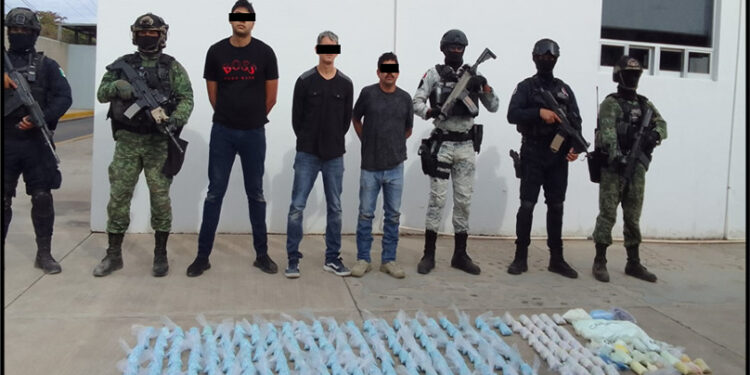 530 mil pastillas de fentanilo y tres detenidos en cateo en la Toledo Corro