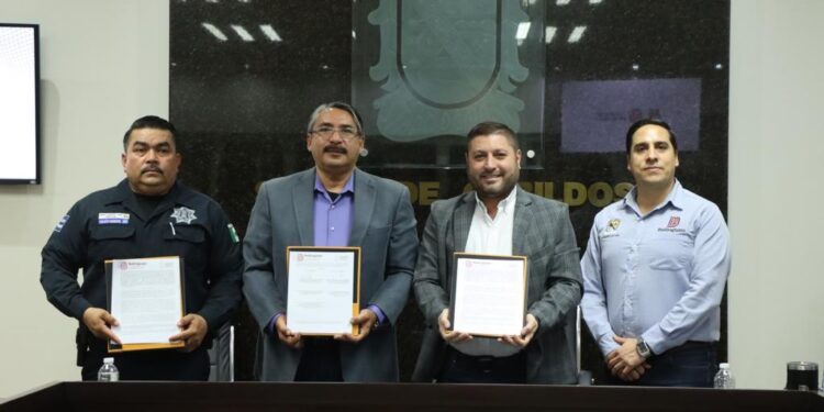 Policías de Badiraguato estarán más capacitados; Ayuntamiento firma convenio con la UNIPOL