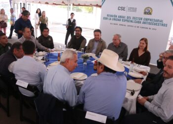 Reconocen empresarios sinaloenses el trabajo de la UEA en el combate al secuestro