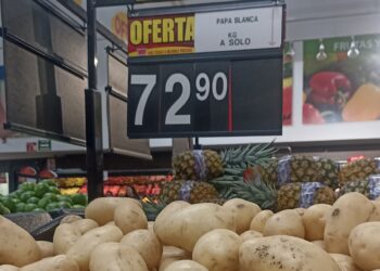 Precios de la papa, pepino y platano se increntan en un 300% en los últimos días en Culiacán 