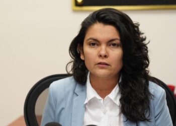 A dialogar invitó la CEDH a la diputada Almendra Negrete y el activista LGBT Tiago Ventura