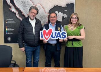 Rector aborda con autoridades de la SEP Federal temas sobre el fortalecimiento de la Universidad