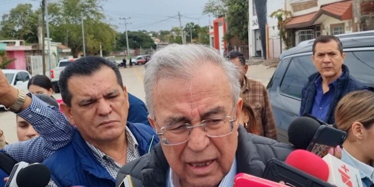 “El rector, Héctor Cuén y los diputados salieron como PAS, eso es justamente lo que no deben hacer”: Rocha Moya