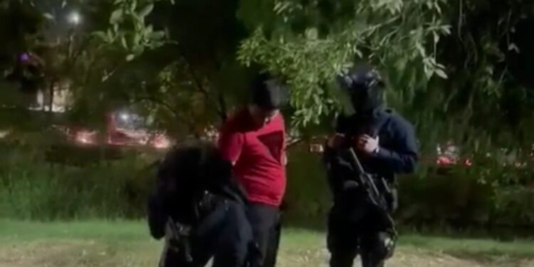 Joven agredido por policías presenta denuncia ante la FGES