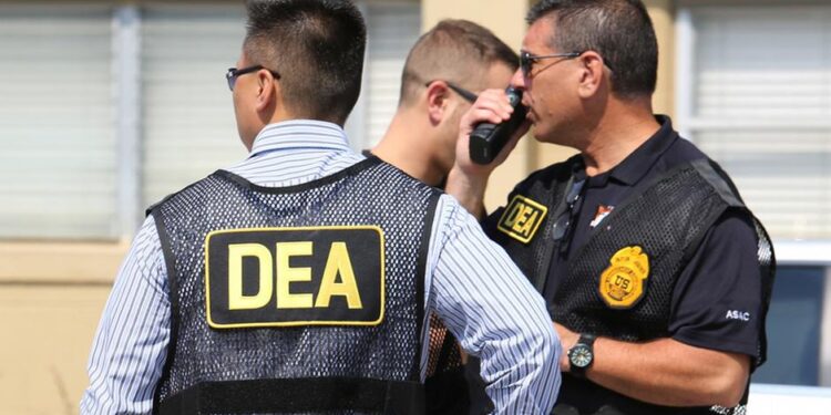 DEA reitera que el Cártel de Sinaloa y el CJNG son las “principales amenazas” de la crisis de opioides en EEUU