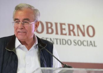 Rocha anuncia nuevos proyectos turísticos para Sinaloa