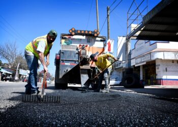 Realizan reencarpetado de avenida Álvaro Obregón