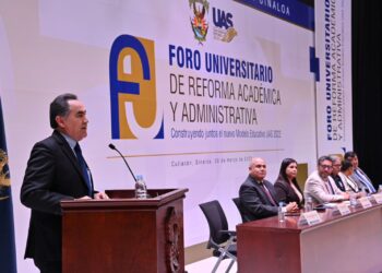 Universitarios presentan amparos para defender la autonomía de la UAS