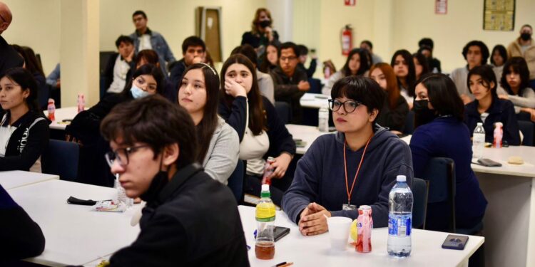 Atiende la UAS el compromiso de cobertura universal al ofrecer 16 mil 430 fichas adicionales