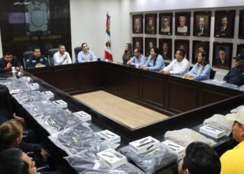 ¡Cumple su palabra! Alcalde de Badiraguato anuncia aumento salarial para policías