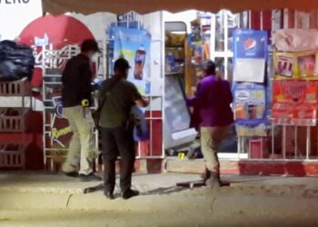 Asesinaron anoche a un joven en una tienda de abarrotes