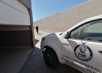 Hallan sin vida en motel a dos hombres y una mujer