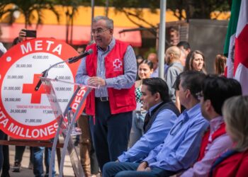 Rocha pone en marcha la Colecta de la Cruz Roja Sinaloa