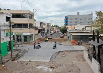 A punto de concluir la obra vial en la esquina de calle Zaragoza y Rubí