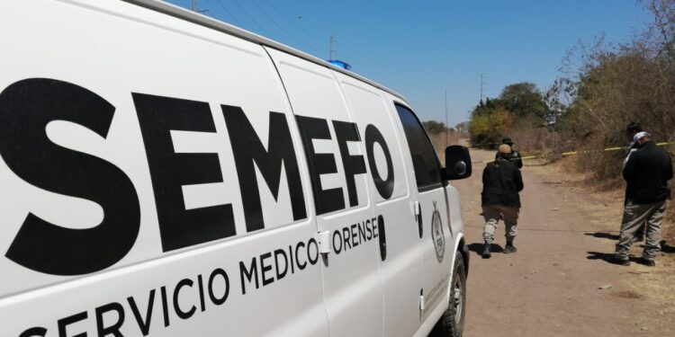 Tiran a a otro ejecutado en La Conquista