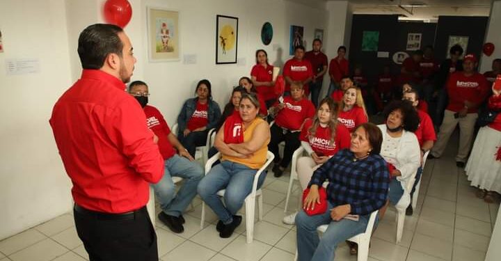 Las y los trabajadores del Archivo Histórico General del Estado de Sinaloa, expresaron su apoyo a Michel Benítez Uriarte