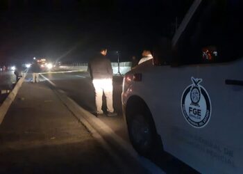 Muere desconocido atropellado por varios vehículos