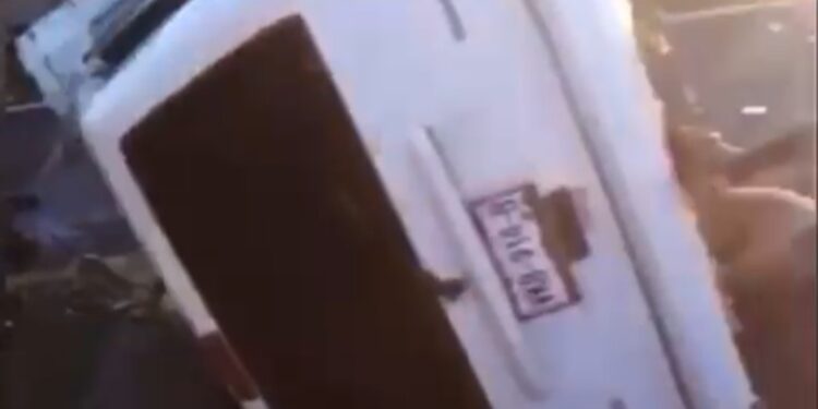 Un muerto y un herido grave dejó ayer una volcadura en Elota