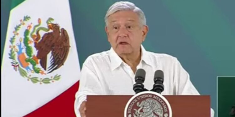 “Se deben rescatar los valores: López Obrador