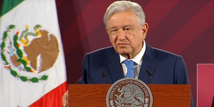 Es falso que el narco domine regiones de México, asegura López Obrador