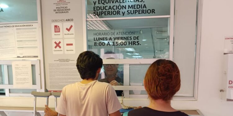 ¡Descarga en línea tu boleta o certificado de educación básica!