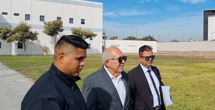 Posponen audiencia inicial de “El Químico” Benítez y otros ex funcionarios para abril